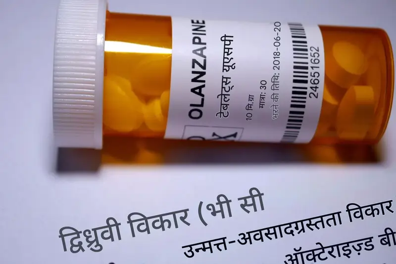 ओलैंजापीन (Olanzapine)