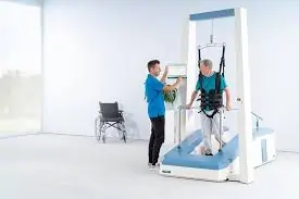 पार्किंसन रोग में चलने का सुधार