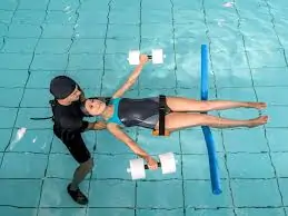हाइड्रोथेरेपी (Hydrotherapy) या पानी में व्यायाम के लाभ।