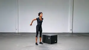 लैटरल बॉक्स जंप (Lateral Box Jump – साइड में बॉक्स पर कूदना)