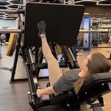 . सिंगल लेग प्रेस (Single Leg Press)
