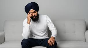 भारी पगड़ी या साफे का लगातार उपयोग और सर्वाइकल की समस्या