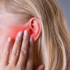 वेस्टिबुलर न्यूरिटिस (Vestibular Neuritis): कान के संक्रमण के बाद बैलेंस कैसे बनाएं?