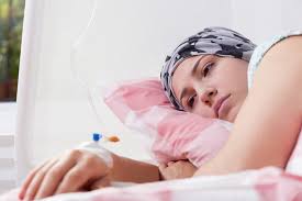 कैंसर फटीग (Cancer-related Fatigue): कीमोथेरेपी के दौरान सुरक्षित और हल्की शारीरिक गतिविधि कैसे बनाए रखें?