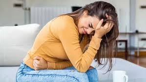 गर्मियों में भीषण धूप और इलेक्ट्रोलाइट इंबैलेंस के कारण होने वाले मस्कुलर क्रैम्प्स से बचाव