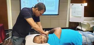 टेली-रिहैबिलिटेशन: वस्त्राल, अहमदाबाद के बाहर रहने वाले मरीज घर बैठे डॉ. नितेश पटेल से फिजियो गाइडेंस कैसे लें?