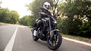 दोपहिया वाहन (Two-Wheeler) के शॉक एब्जॉर्बर खराब होने का आपकी रीढ़ की हड्डी पर असर