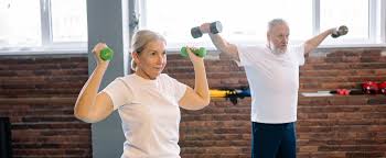 पार्किंसंस रोग में संतुलन और चलने की क्षमता को सुधारने के विशेष व्यायाम