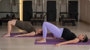 प्रेगनेंसी प्लान करने से पहले महिलाओं के लिए पेल्विक फ्लोर और कोर को मजबूत बनाने के व्यायाम