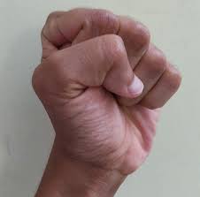 बॉक्सिंग-मार्शल आर्ट्स में कलाई और उंगलियों के फ्रैक्चर के बाद रिकवरी