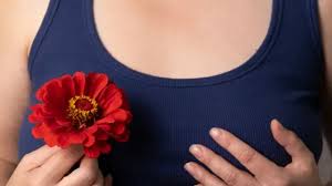 भारी ब्रेस्ट के कारण महिलाओं और टीनएज लड़कियों में होने वाला सर्वाइकल दर्द