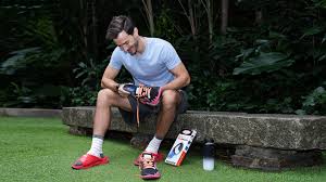 'शिन स्प्लिंट्स' से बचने के लिए पुराने और घिस चुके रनिंग शूज को बदलने का सही समय कब माना जाता है?