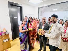 सफलता की कहानी (Case Study): कैसे एक 60 वर्षीय बुजुर्ग ने सालों पुराने घुटने के दर्द को बिना सर्जरी समर्पण क्लिनिक में हराया