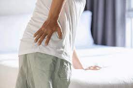 अचानक उठी कमर की लचक (Acute Back Spasm) तुरंत राहत के उपाय।