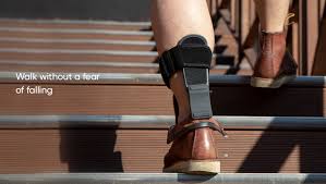 ऑर्थोसिस और कैलीपर (AFO) लकवे के बाद पैर को लटकने (Foot Drop) से रोकने वाले जूते का सही चयन।