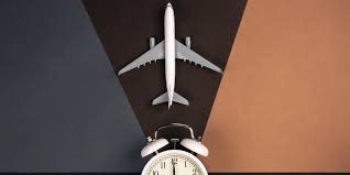 जेट लैग (Jet Lag) लंबी हवाई उड़ान के बाद शरीर की बायोलॉजिकल क्लॉक (Circadian Rhythm) को स्ट्रेचिंग से कैसे सेट करें