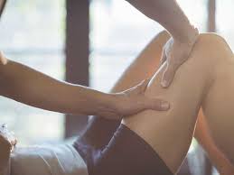 पुरुष एथलीट्स में ग्रोइन स्ट्रेन (Groin/जांघ की नस खिंचना) की फास्ट रिकवरी और स्ट्रेचिंग