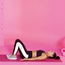 पेल्विक टिल्ट (Pelvic Tilt) पेट का बाहर निकलना और कमर दर्द—क्या आपकी पेल्विस झुकी हुई है?