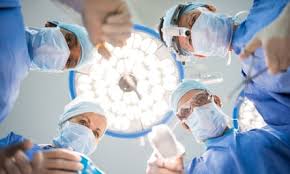 प्लेसीबो सर्जरी (Sham Surgery) क्या कभी-कभी सिर्फ चीरा लगाने (बिना असली ऑपरेशन के) से भी मरीज का दर्द ठीक हो जाता है?