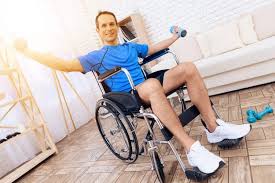 लंबे समय तक चलने वाले रिहैब (जैसे स्ट्रोक/लकवा) में मरीजों का मनोबल (Motivation) कैसे बनाए रखें?