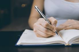 लेखकों और कवियों के लिए 'राइटर क्रैम्प' (Writer's Cramp) का न्यूरोलॉजिकल फिजियो मैनेजमेंट