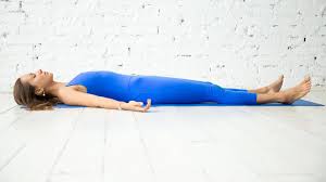 शवासन (Savasana) क्रोनिक पेन (पुराने दर्द) को कम करने में रिलैक्सेशन की भूमिका।