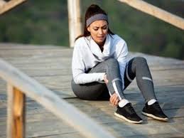 क्यु-एंगल (Q-Angle) शारीरिक बनावट के कारण पुरुषों की तुलना में महिलाओं में घुटने का दर्द ज्यादा क्यों होता है?