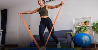 घर के लिए उपकरण रेजिस्टेंस बैंड (Resistance Band) का उपयोग - आपके बैग में एक पूरा मिनी जिम।