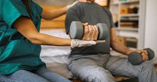 टेनिस एल्बो (Tennis Elbow) कोहनी के बाहरी दर्द के लिए इसेंट्रिक (Eccentric) लोडिंग व्यायाम।