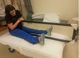फैंटम लिम्ब पेन (Phantom Limb Pain) अंग कटने के बाद उस जगह पर दर्द महसूस होने पर मिरर थेरेपी (Mirror Therapy) का उपयोग।