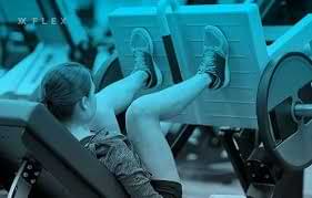 लेग प्रेस मशीन (Leg Press) घुटनों को सुरक्षित रखते हुए इस मशीन पर सही फुट प्लेसमेंट (पैर रखने की जगह) कैसे करें।