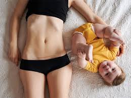सी-सेक्शन (C-Section) के बाद खांसी पेट के टांकों पर जोर पड़े बिना खांसने और छींकने का सुरक्षित तरीका।