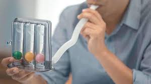 स्पाइरोमीटर अभ्यास फेफड़ों की क्षमता बढ़ाने और सांस फूलना कम करने की तकनीक।