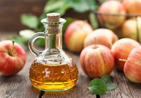क्या सेब का सिरका (Apple Cider Vinegar) वाकई बेली फैट कम करता है? सच्चाई और मिथक
