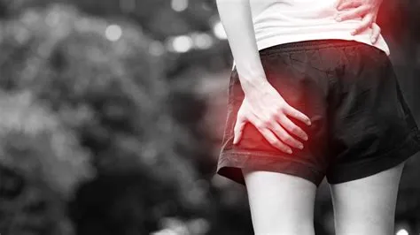 सियाटिका (Sciatica) के मरीजों के लिए लंबे सफर (Car Travel) के दौरान जरूरी सावधानियां
